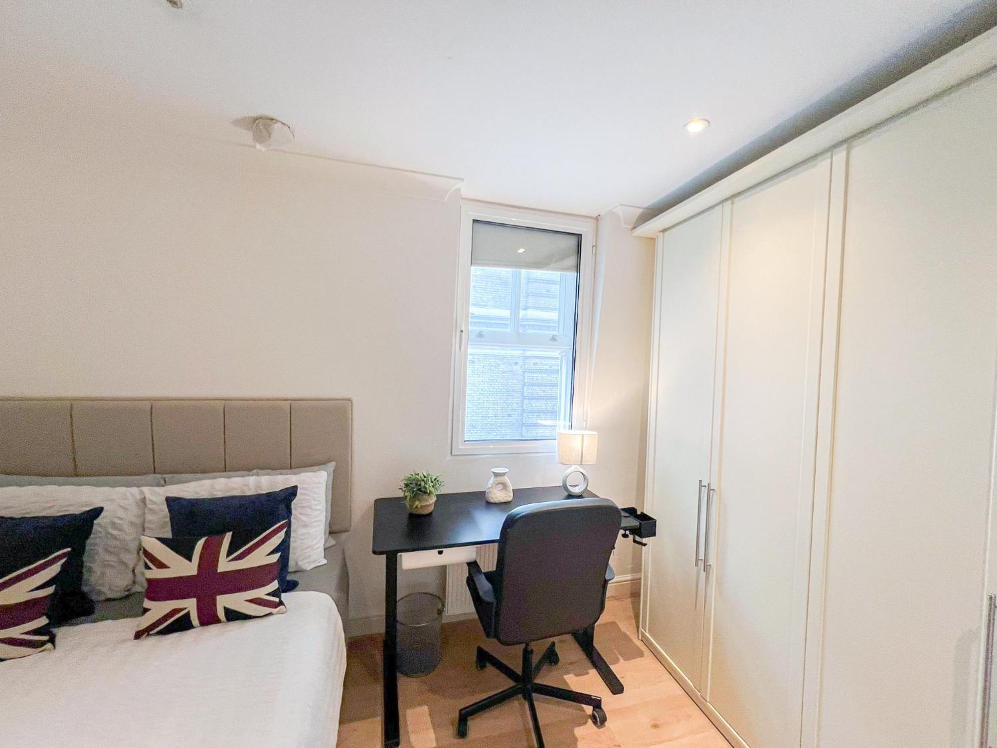Apartment 2-bedroom Flat In Embankment A Short Walk Away To Trafalgar Square Near Big Ben, Eye *