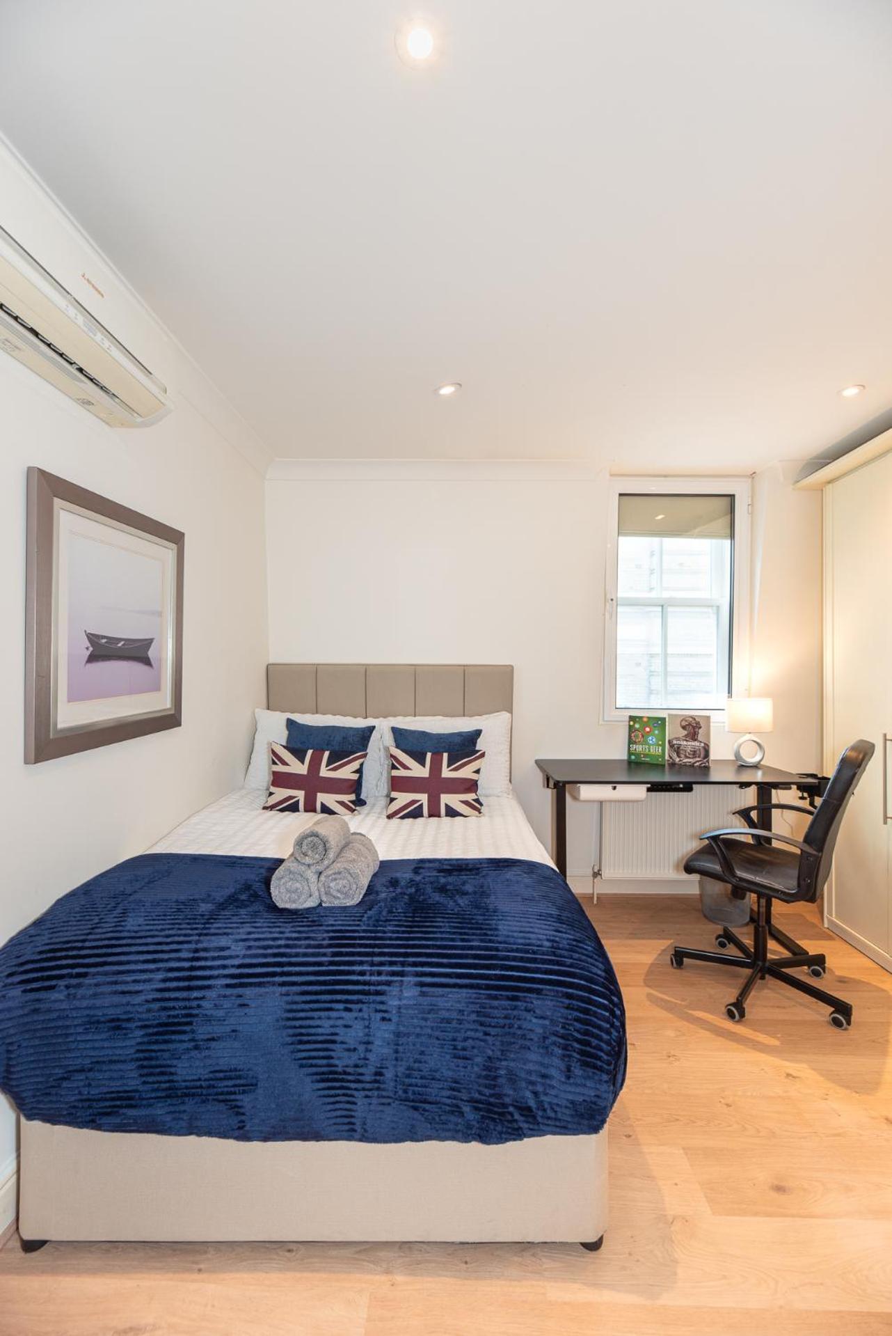 2-bedroom Flat In Embankment A Short Walk Away To Trafalgar Square Near Big Ben, Eye London